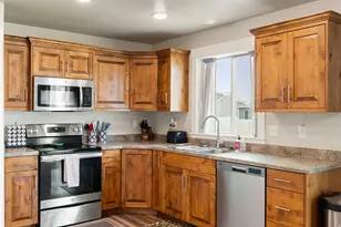 353 N 770 W, Smithfield, UT 84335 - Photo 6