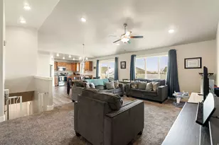 353 N 770 W, Smithfield, UT 84335 - Photo 2
