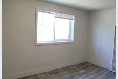 95 E Center St, Kamas, UT 84036 - Photo 18