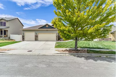 915 N Opal Ln, Tooele, UT 84074 - Photo 32