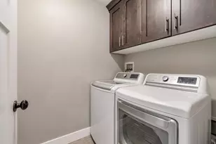 296 S Virginia Ln, Grantsville, UT 84029 - Photo 8