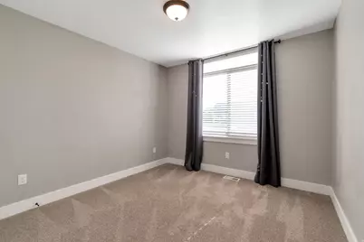 296 S Virginia Ln, Grantsville, UT 84029 - Photo 14