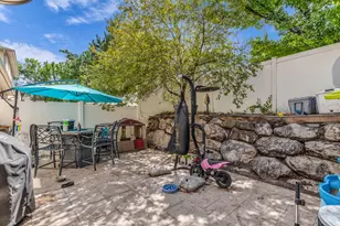 6776 S Harbonne Ln W, West Jordan, UT 84084 - Photo 20
