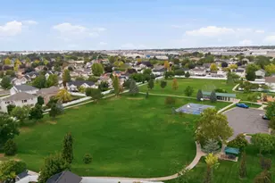603 E 2050 S, Clearfield, UT 84015 - Photo 32