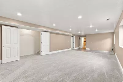 603 E 2050 S, Clearfield, UT 84015 - Photo 22