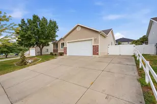 603 E 2050 S, Clearfield, UT 84015 - Photo 26