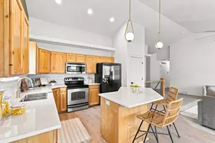 603 E 2050 S, Clearfield, UT 84015 - Photo 6