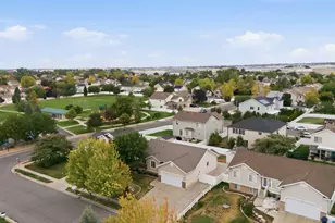 603 E 2050 S, Clearfield, UT 84015 - Photo 30