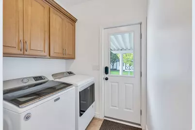 11226 S River Front Pkwy, South Jordan, UT 84095 - Photo 26