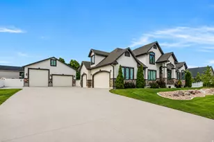 11226 S River Front Pkwy, South Jordan, UT 84095 - Photo 2