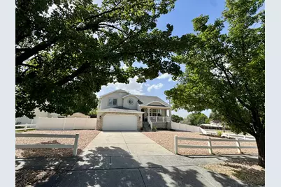 135 W Settlement Cir S, Midvale, UT 84047 - Photo 2