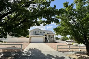 135 W Settlement Cir S, Midvale, UT 84047 - Photo 2