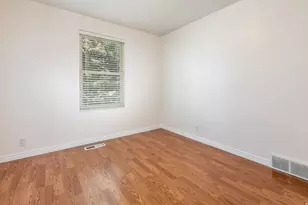 1360 N Nola Dr E, Centerville, UT 84014 - Photo 26