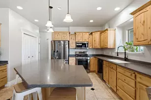 7334 W New Sycamore Dr, West Jordan, UT 84081 - Photo 36