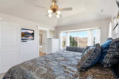 7334 W New Sycamore Dr, West Jordan, UT 84081 - Photo 44