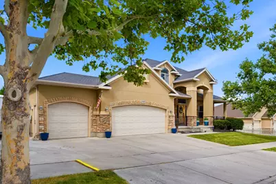 7334 W New Sycamore Dr, West Jordan, UT 84081 - Photo 2