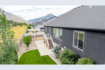 244 N Maple Bend Dr, Spanish Fork, UT 84660 - Photo 6