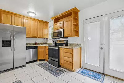 1114 W 2525 N, Layton, UT 84041 - Photo 4
