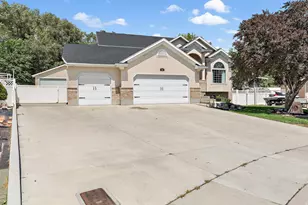 3532 W Winding Creek Cv W, Riverton, UT 84065 - Photo 4