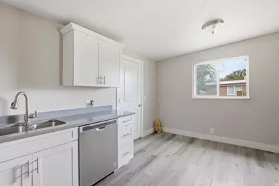 3036 W 2960 S, West Valley, UT 84119 - Photo 12