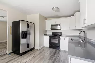 3036 W 2960 S, West Valley, UT 84119 - Photo 10