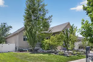 5853 Whisper Rose Dr S, Herriman, UT 84096 - Photo 2