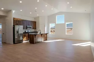 3035 W Ekko View Loop, Cedar City, UT 84721 - Photo 10