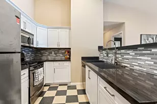 325 W 700 N, Salt Lake City, UT 84103 - Photo 6