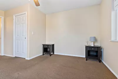 325 W 700 N #9, Salt Lake City, UT 84103 - Photo 8