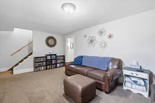 220 E 300 N, Hyde Park, UT 84318 - Photo 18
