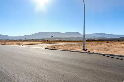 3305 W 800 N #8, Cedar City, UT 84721 - Photo 6