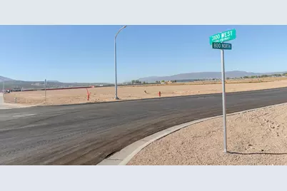 3305 W 800 N #8, Cedar City, UT 84721 - Photo 10