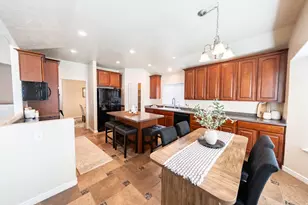 11829 Jupiter Circle, Highland, UT 84003 - Photo 10