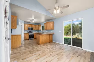 748 N 240 W, Santaquin, UT 84655 - Photo 6