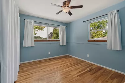 9297 S Sneddon Dr E, Sandy, UT 84070 - Photo 14