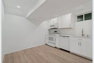 9297 S Sneddon Dr E, Sandy, UT 84070 - Photo 26