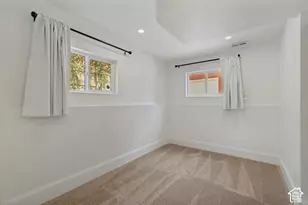 9297 S Sneddon Dr E, Sandy, UT 84070 - Photo 22