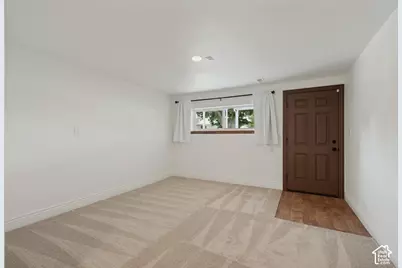9297 S Sneddon Dr E, Sandy, UT 84070 - Photo 18