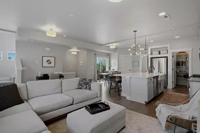 69 N Rio Grand Ave, Farmington, UT 84025 - Photo 20