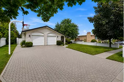 7116 S Ponderosa Dr, Cottonwood Heights, UT 84121 - Photo 2