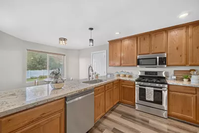 13831 S Alexis Cir, Herriman, UT 84096 - Photo 12