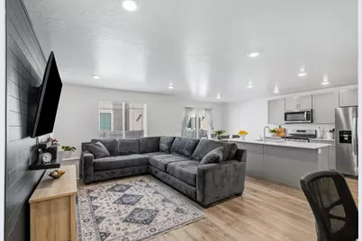 1044 E Jack Dr, Saratoga Springs, UT 84045 - Photo 4