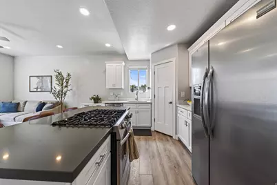825 S 1710 E, Spanish Fork, UT 84660 - Photo 20