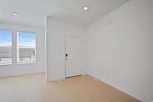 1703 W Viola Ln, Saratoga Springs, UT 84045 - Photo 2