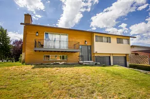49 W 575 N, Kaysville, UT 84037 - Photo 2