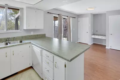 49 W 575 N, Kaysville, UT 84037 - Photo 10