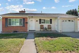 160 Maple Ln, Pleasant Grove, UT 84062 - Photo 2