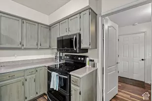3972 S Latimer Dr W, West Valley, UT 84120 - Photo 8