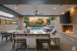 2607 E Nottingham Way, Salt Lake City, UT 84108 - Photo 2