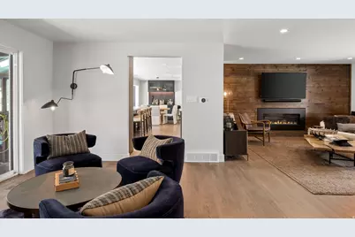 2607 E Nottingham Way, Salt Lake City, UT 84108 - Photo 8